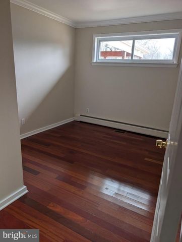 5711 BERWYN RD, Berwyn Heights, MD 20740