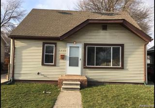 1761 E Evelyn Avenue, Hazel Park, MI 48030
