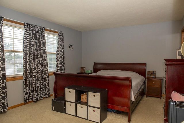220 Wildflower Way, Lake Mills, WI 53551