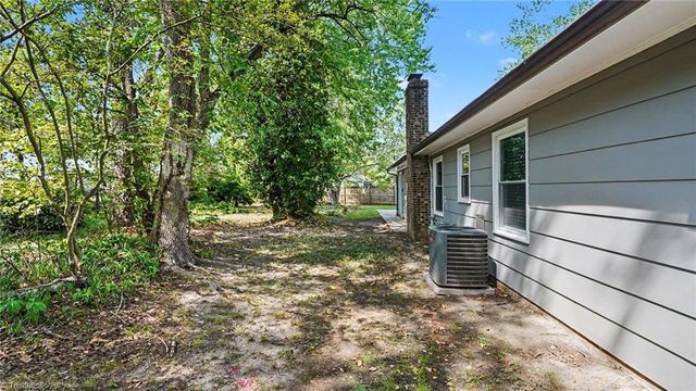 1 Judkins Court, Greensboro, NC 27407
