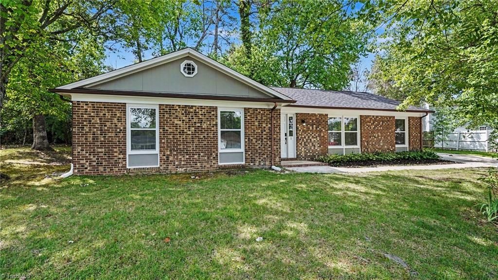 1 Judkins Court, Greensboro, NC 27407