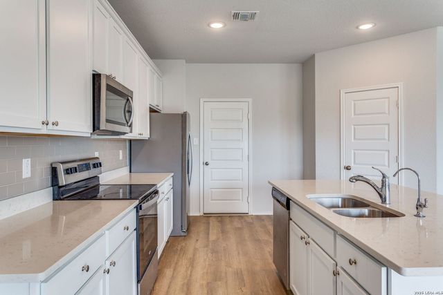 14626 Emerio Dr, San Antonio, TX 78253