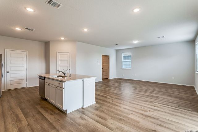 14626 Emerio Dr, San Antonio, TX 78253