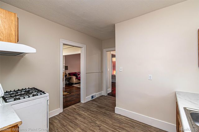 215 Winona Street, Highland Park, MI 48203