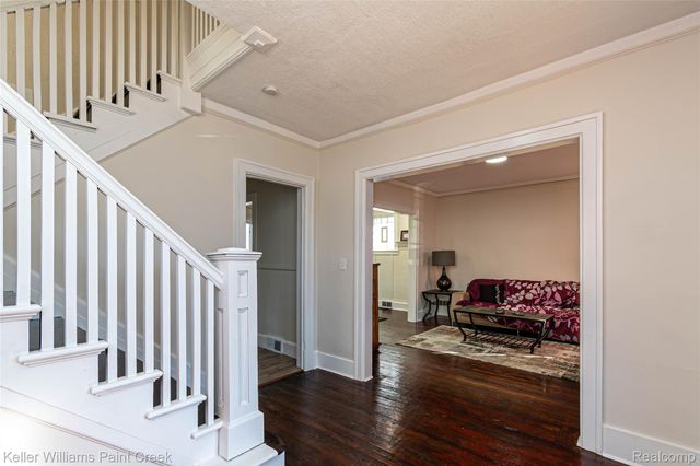 215 Winona Street, Highland Park, MI 48203