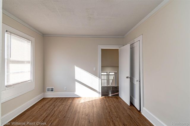 215 Winona Street, Highland Park, MI 48203