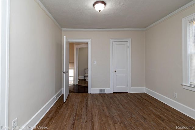 215 Winona Street, Highland Park, MI 48203