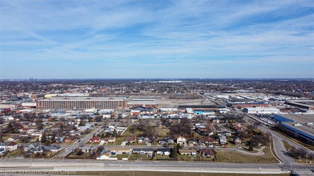 215 Winona Street, Highland Park, MI 48203