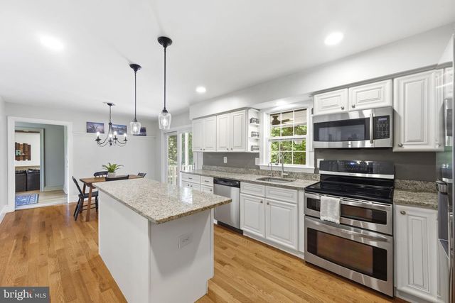 10 HIDDEN SPRING LN, Landenberg, PA 19350