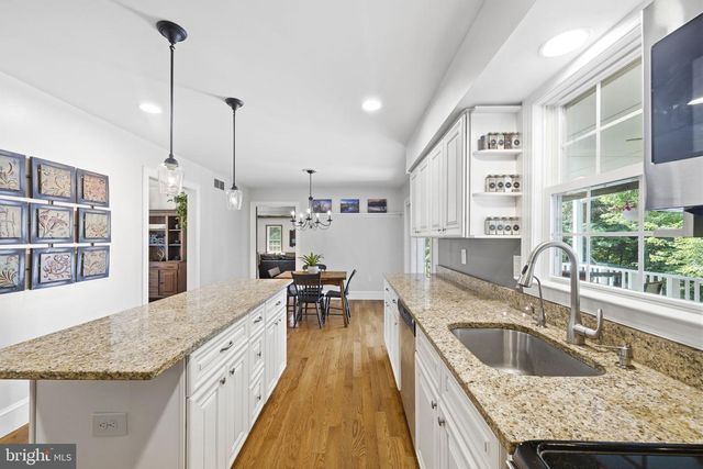 10 HIDDEN SPRING LN, Landenberg, PA 19350