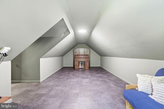 10 HIDDEN SPRING LN, Landenberg, PA 19350