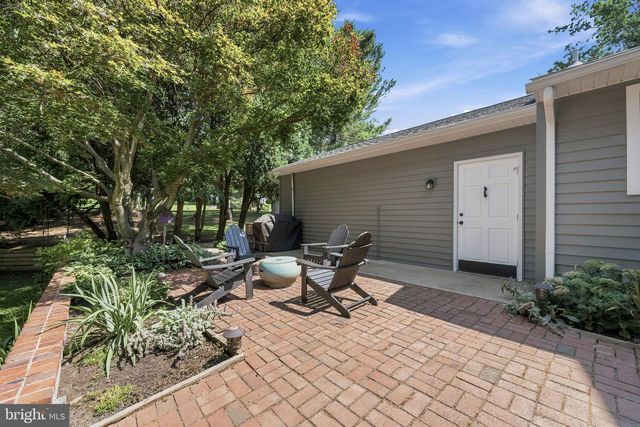 10 HIDDEN SPRING LN, Landenberg, PA 19350