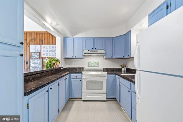 10 HIDDEN SPRING LN, Landenberg, PA 19350