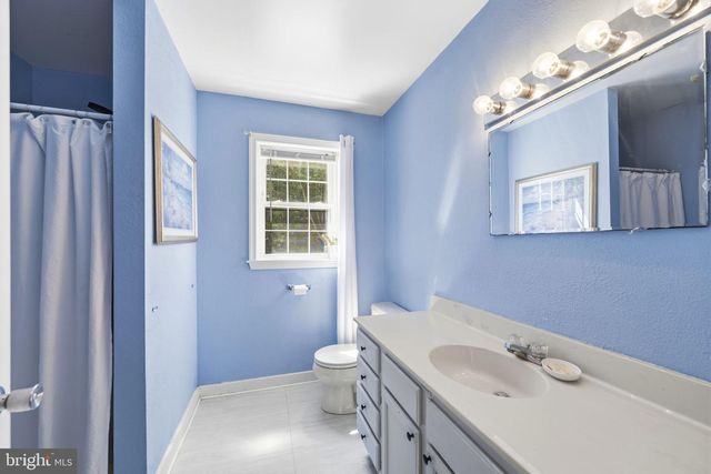 10 HIDDEN SPRING LN, Landenberg, PA 19350