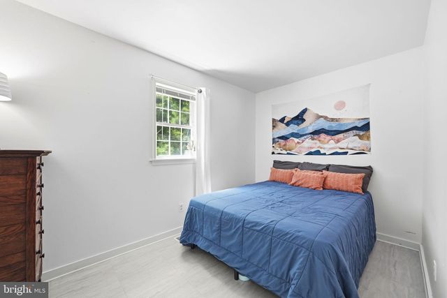 10 HIDDEN SPRING LN, Landenberg, PA 19350