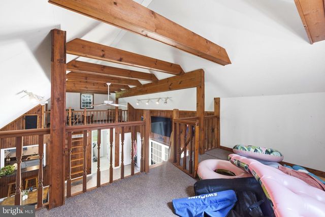 10 HIDDEN SPRING LN, Landenberg, PA 19350