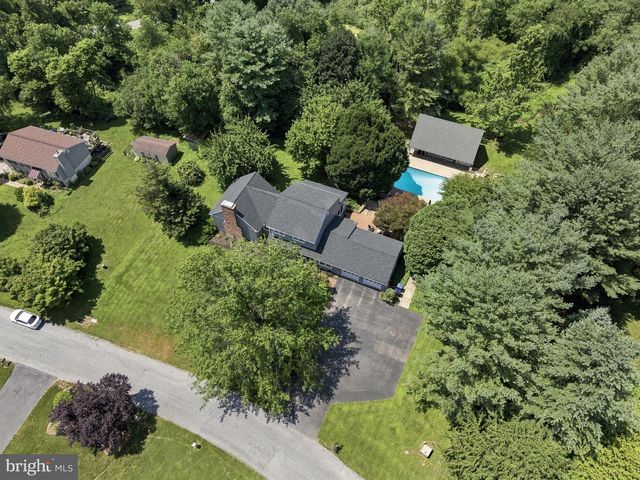 10 HIDDEN SPRING LN, Landenberg, PA 19350