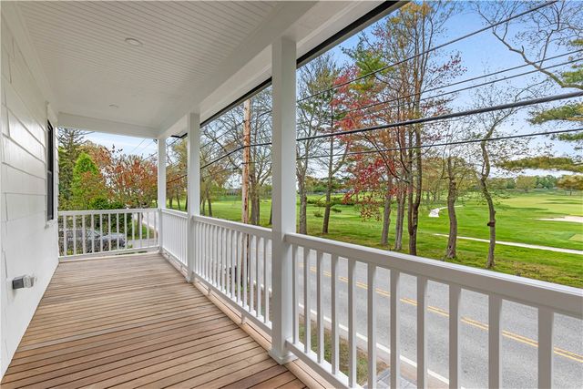 540 Middle Highway, Barrington, RI 02806