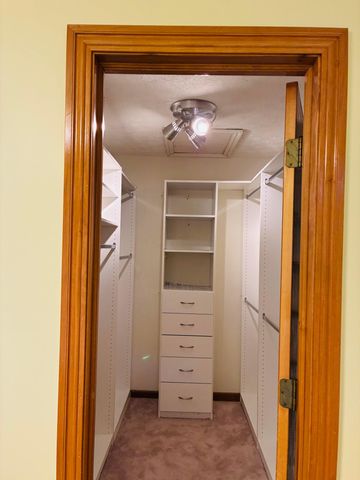 3660 Rivervail Drive, Columbus, OH 43221