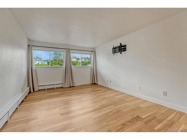 451 Golden Cir 109, Golden, CO 80401