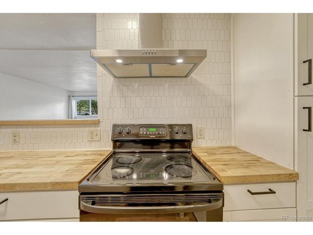451 Golden Cir 109, Golden, CO 80401