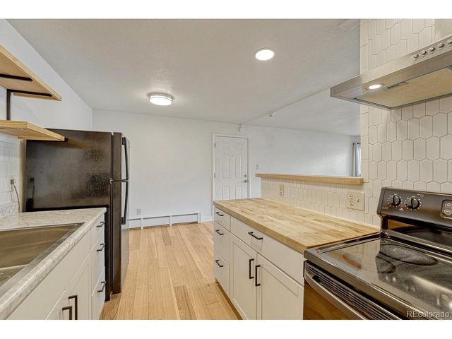 451 Golden Cir 109, Golden, CO 80401