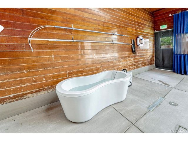 451 Golden Cir 109, Golden, CO 80401
