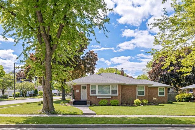1003 EVANS STREET, Oshkosh, WI 54901