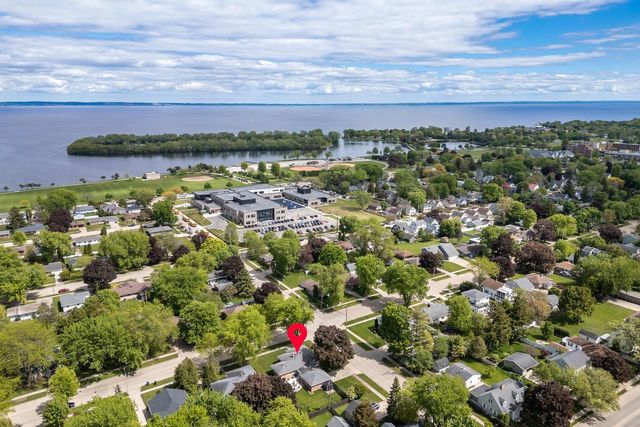 1003 EVANS STREET, Oshkosh, WI 54901