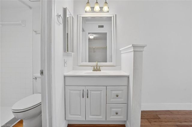 1165 Mainsail DR # 604, Naples, FL 34114