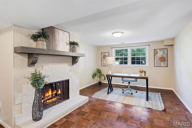 12917 Cedarledge Court, St Louis, MO 63146