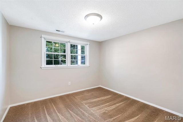 12917 Cedarledge Court, St Louis, MO 63146