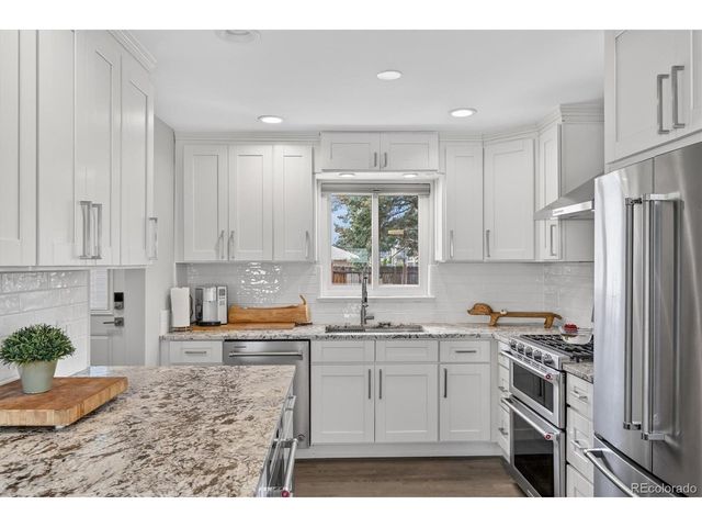 2201 S Dexter St, Denver, CO 80222