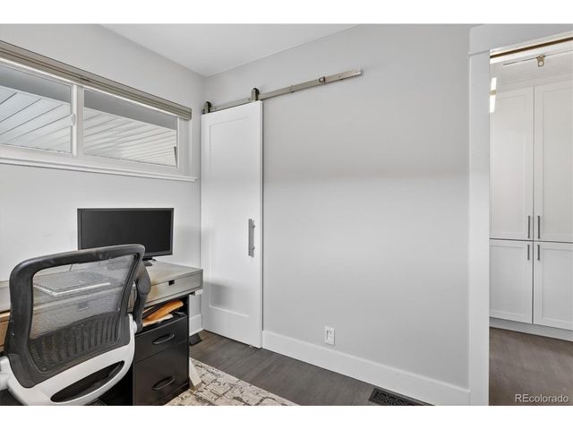 2201 S Dexter St, Denver, CO 80222