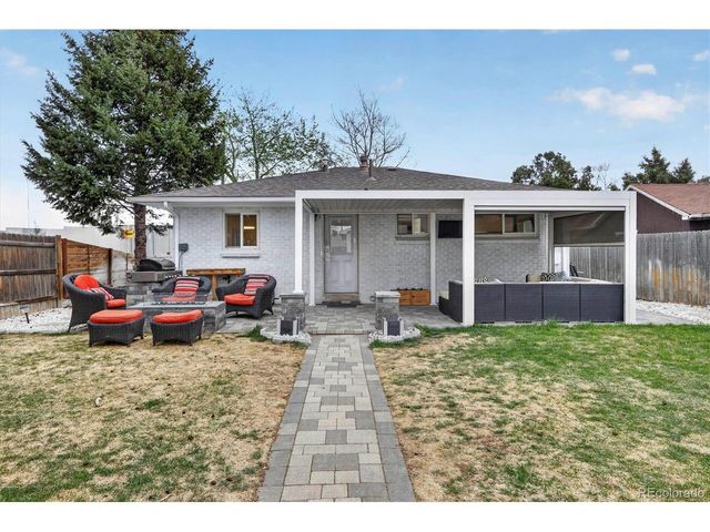 2201 S Dexter St, Denver, CO 80222