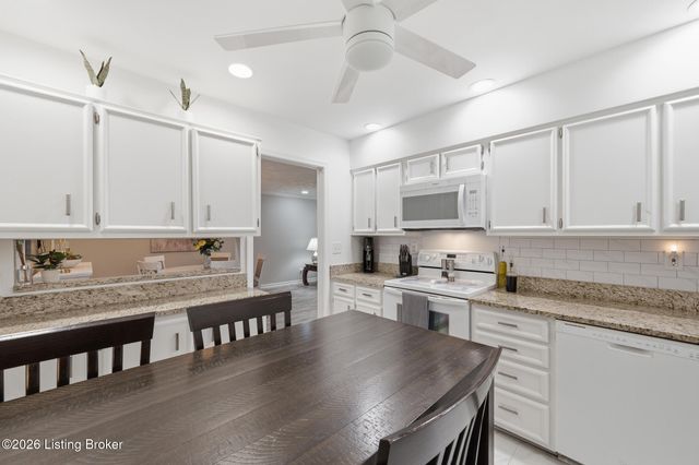 1600 Gardiner Ln 118, Louisville, KY 40205