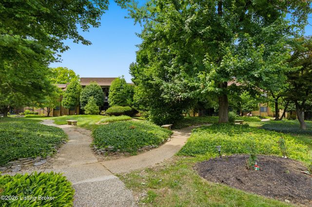 1600 Gardiner Ln 118, Louisville, KY 40205