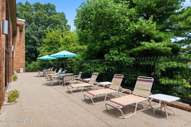 1600 Gardiner Ln 118, Louisville, KY 40205