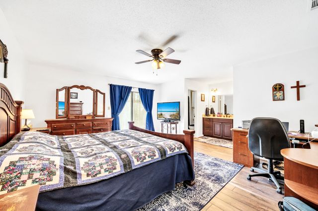 32 Walnut Avenue, Shalimar, FL 32579