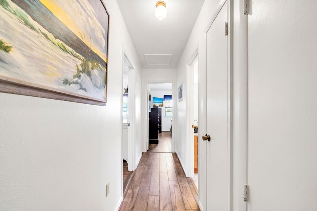 32 Walnut Avenue, Shalimar, FL 32579