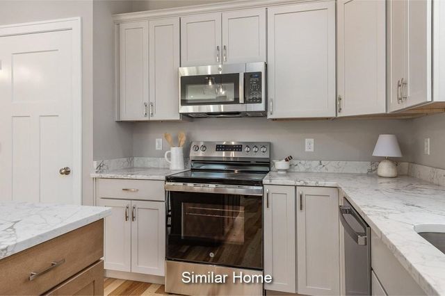 15 Eden Lane # 1, Portsmouth, NH 03801