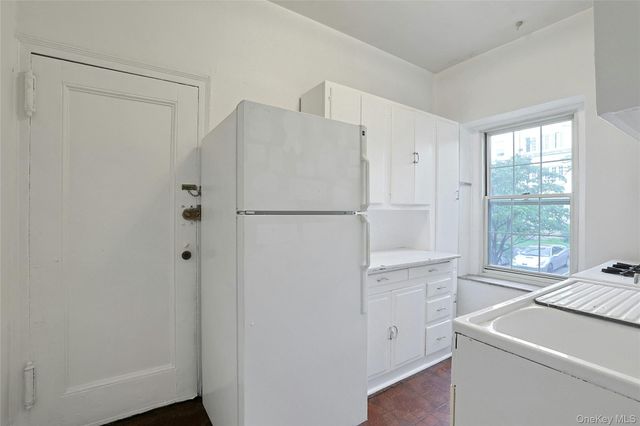 3 Park Lane 1B, Mount Vernon, NY 10552
