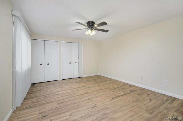 37313 Clubhouse Drive, Sterling Heights, MI 48312