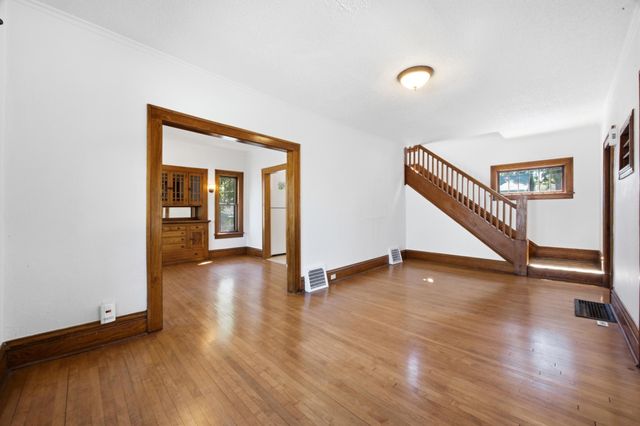 1310 11th Avenue S, Fargo, ND 58103