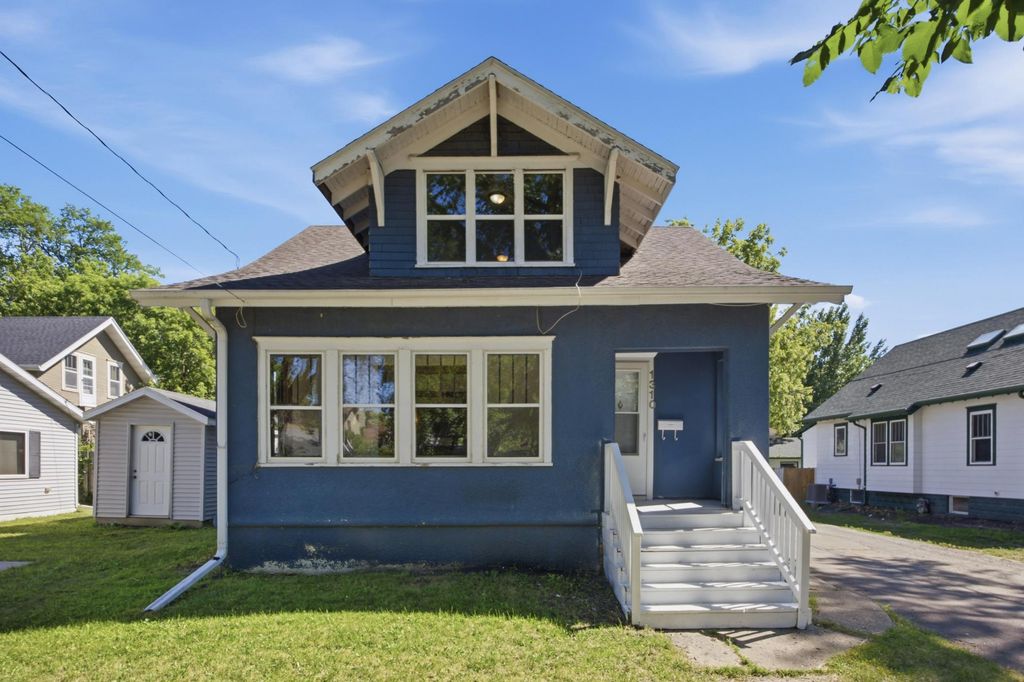 1310 11th Avenue S, Fargo, ND 58103