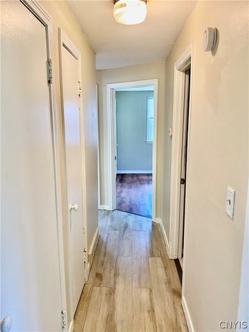 220 Roxann Avenue, Cicero, NY 13212