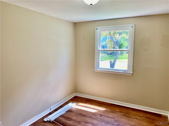 220 Roxann Avenue, Cicero, NY 13212