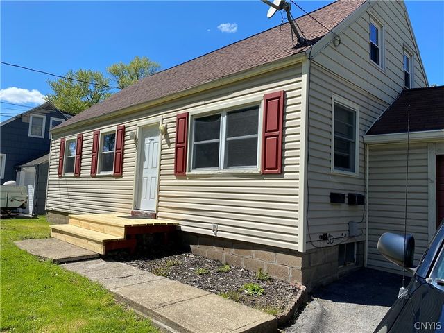 220 Roxann Avenue, Cicero, NY 13212