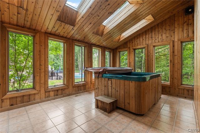 8718 Radburn Drive, Lysander, NY 13027
