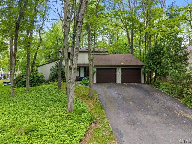 8718 Radburn Drive, Lysander, NY 13027